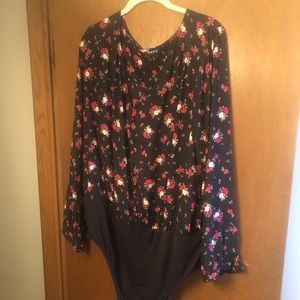 Torrid 3X Black Floral Crepe Button Bodysuit